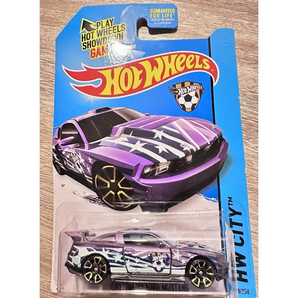 2014 Hot Wheels HW City-HW Goal CUSTOM 12' FORD MUSTANG Lavender New H6